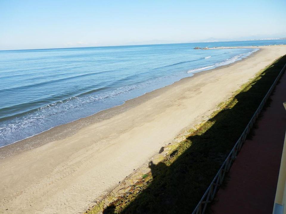 Pia Beach House Bacoli Bagian luar foto