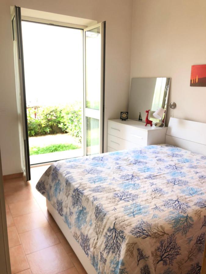 Pia Beach House Bacoli Bagian luar foto