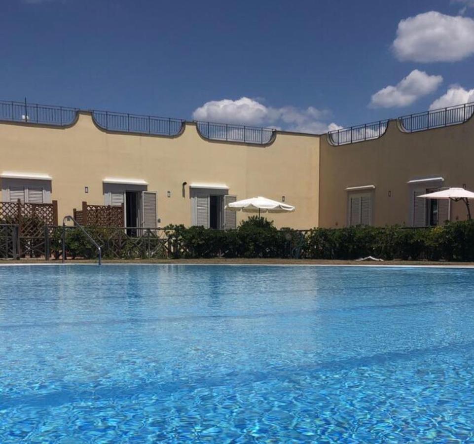 Pia Beach House Bacoli Bagian luar foto