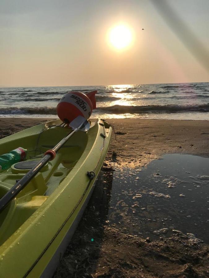 Pia Beach House Bacoli Bagian luar foto