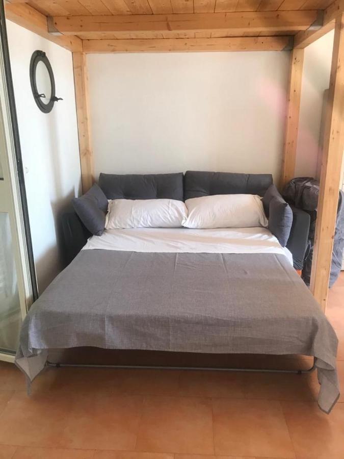 Pia Beach House Bacoli Bagian luar foto