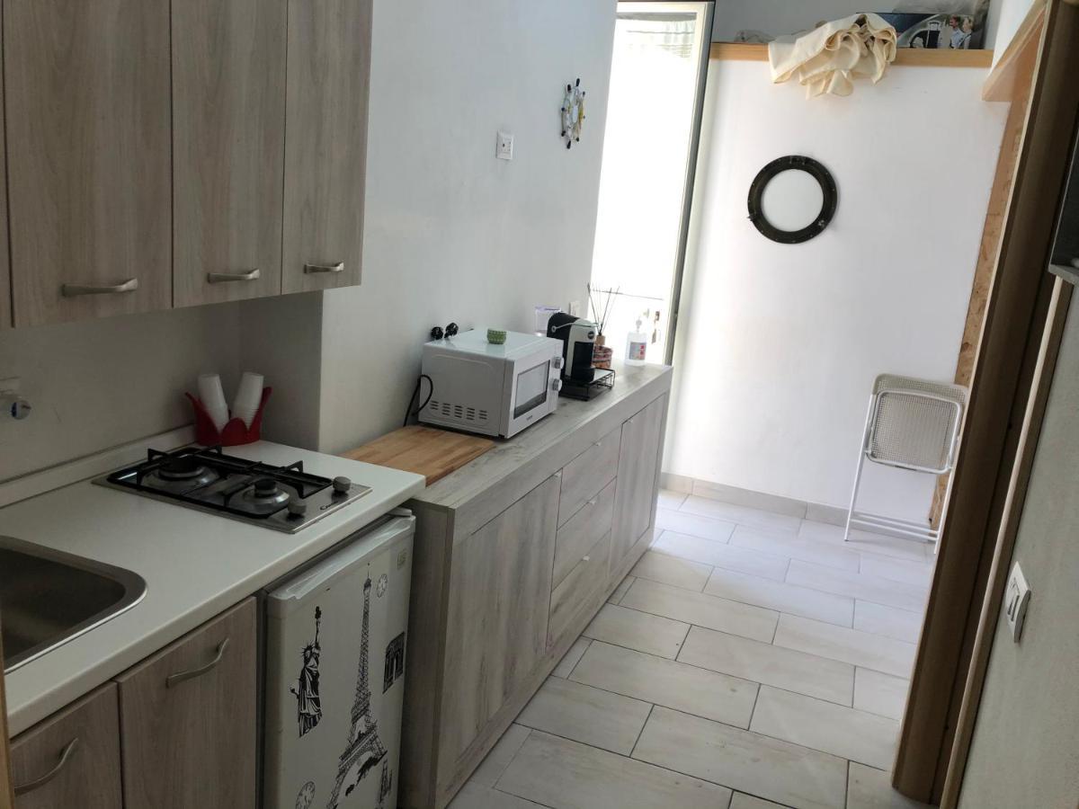 Pia Beach House Bacoli Bagian luar foto